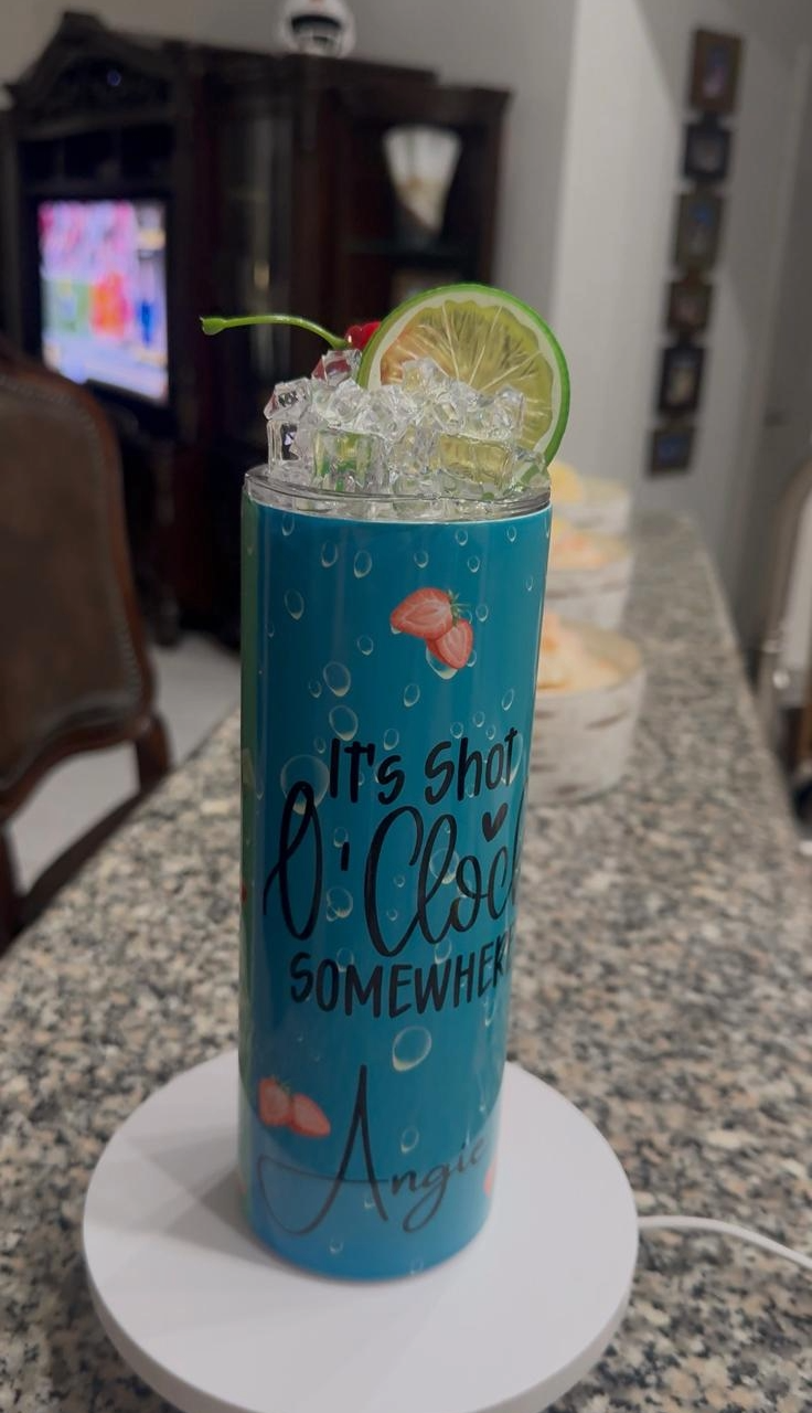 Fake Ice Fruit Tumbler Lid – Decorative Ice Effect Lid for 20 oz Tumblers – BPA-Free Drink Topper with Straw Cover