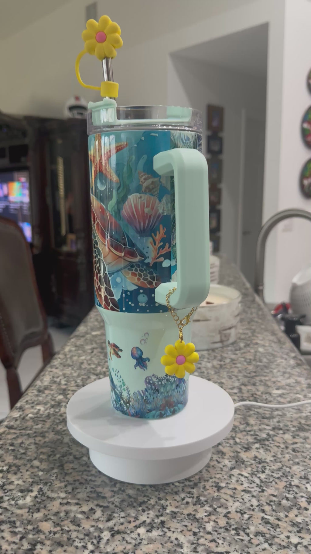 Sea Turtle Paradise Tumbler – 30 oz or 40 oz Personalized Stainless Steel Ocean Cup, Beach Lover Gift